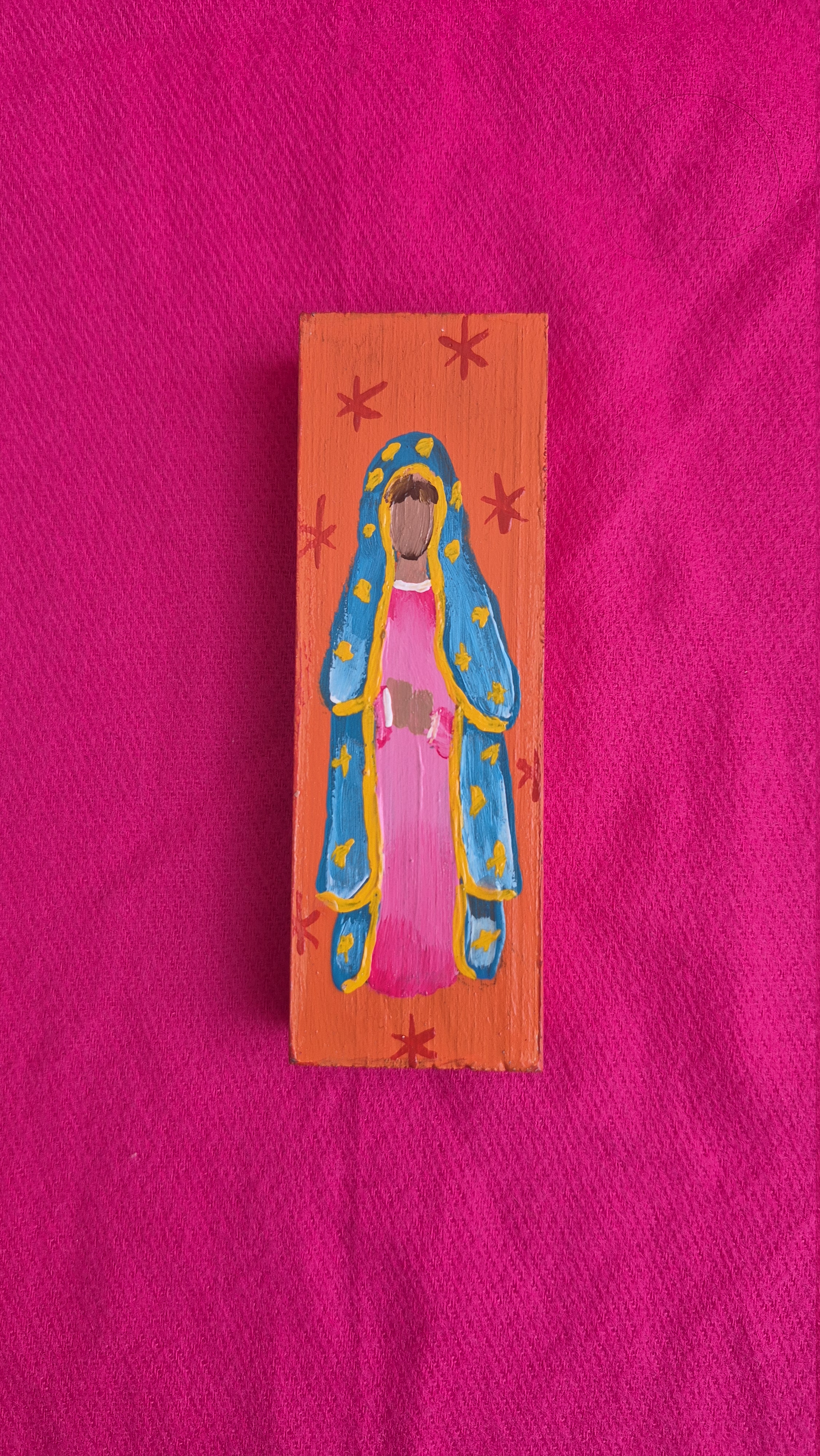 Peça em madeira Nossa Senhora de Guadalupe do Clube dos Santos